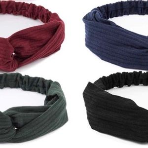 ✅ 3 for $30 ✅. Hey  Use the offer button!